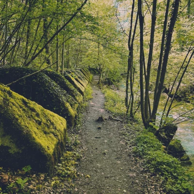 Toblerone path
